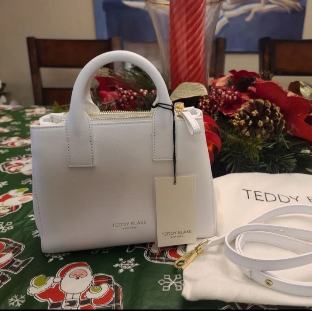 Teddy Blake Bella Palmelatto